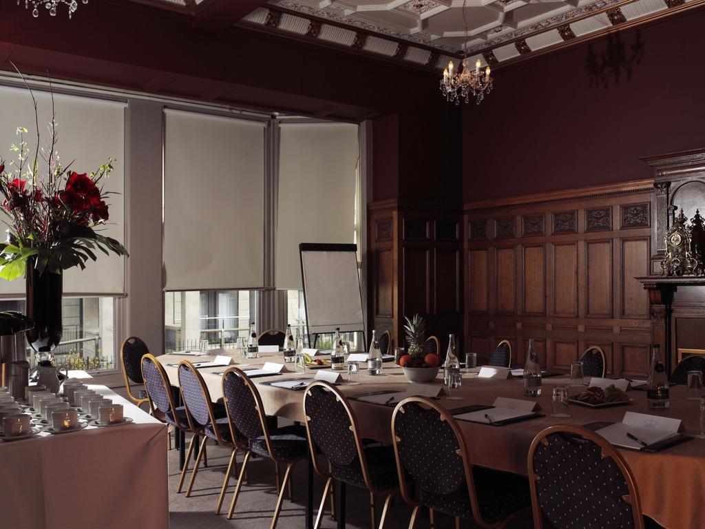 The Crown 3*